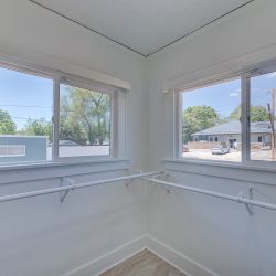 30_5723_Zephyr_Street.jpg