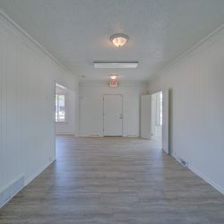 16_5723_Zephyr_Street.jpg