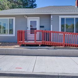 06_5723_Zephyr_Street.jpg