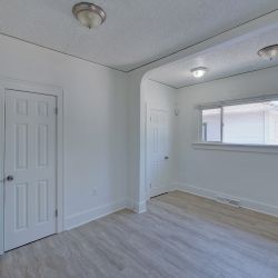 26_5723_Zephyr_Street.jpg