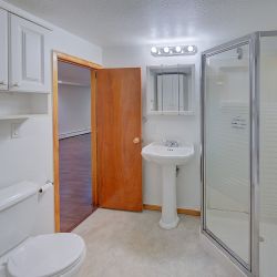 44_5723_Zephyr_Street.jpg