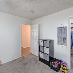 22_9906_Oragewood_Dr.jpg