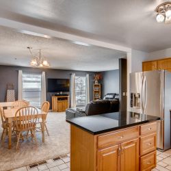 2440_E_98th_Ave_Thornton_CO-large-009-6-Kitchen-1500x1000-72dpi.