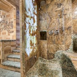 106-8280-Queen-St-Steam-Room-7.jpg