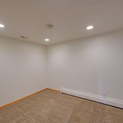 45_5723_Zephyr_Street.jpg